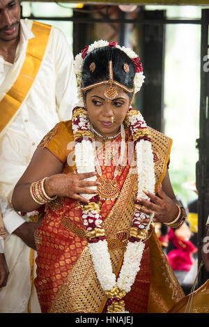 Sposa matrimonio induista, Deniyaya, Sri Lanka Foto Stock