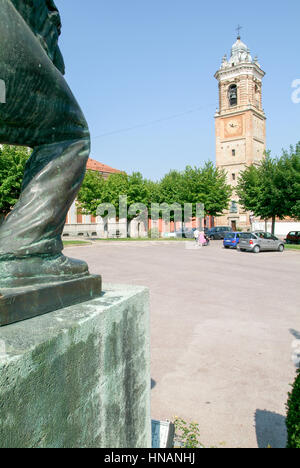 La Morra, Italia - 17 Luglio 2010: Il villaggio di La Morra in Piemonte, Italia Foto Stock