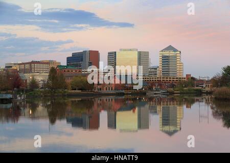 Riverfront sul fiume Christina, Wilmington, Delaware, Stati Uniti d'America. Foto Stock