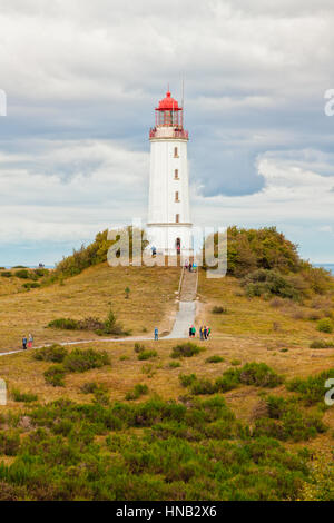 Hiddensee, Germania - 19 Settembre 2016: i turisti in visita a Dornbusch faro sulla punta nord dell isola di Hiddensee. Foto Stock