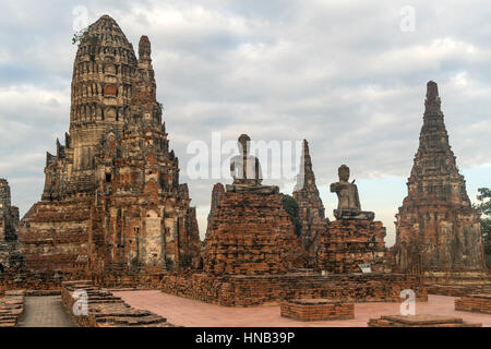 Buddhistische Tempelanlage Wat Chai Watthanaram im Geschichtspark Ayutthaya, Thailandia, Asien | tempio Buddista Wat Chaiwatthanaram, Ayutthaya Hist Foto Stock