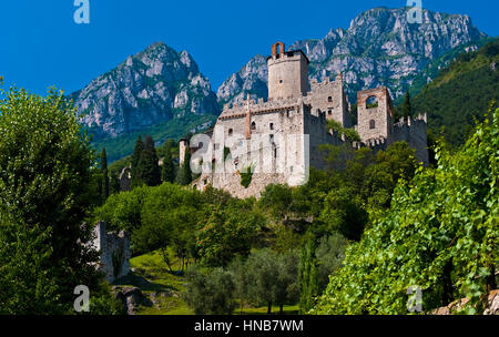 Italia Trentino Alto Adige Sabbionara d'il castello di Avio Foto Stock