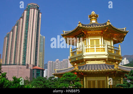 Hong Kong Cina, 03 Dicembre 2006: Chi Lin monastero nella città di Hong Kong Foto Stock