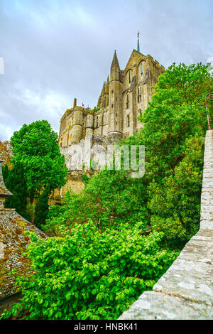 Mont Saint Michel monastero francese vista landmark. La Normandia, Francia, Europa Foto Stock