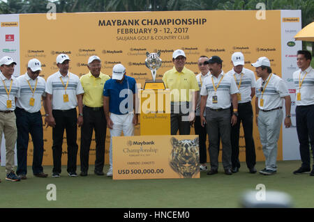 Kuala Lumpur, Malesia. Xi Febbraio, 2017. Maybank Golf Championship, il tour europeo, 11 feb 2017. Fabrizio Zanotti vince il Campionato Maybank presso il Saujana Golf & Country Club, Kuala Lumpur, Malesia. Credito: Flashspix/Alamy Live News Foto Stock