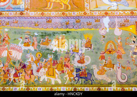 Un affresco al di fuori del Forte Mehrangarh raffiguranti divinità dalla mitologia indù. Foto Stock