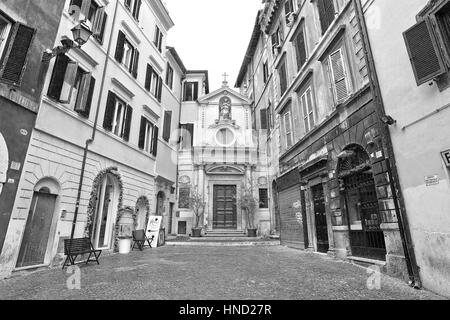 Roma, Italia - 8 Gennaio 2017: Vista della facciata di Santa Barbara dei Librai Basilica situata in Largo dei Librai, Roma, Campo de' Fiori distretto. Foto Stock