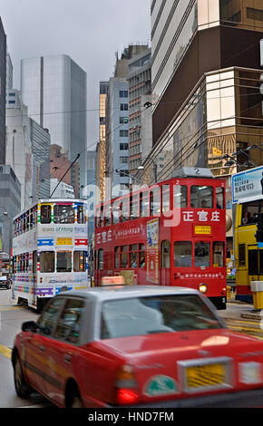 I tram in Des Voeux Road,Hong Kong, Cina Foto Stock