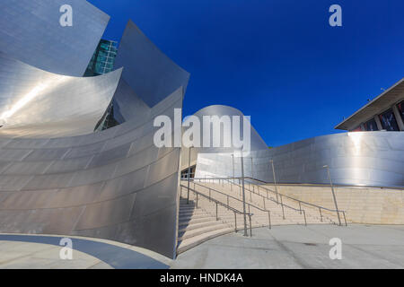 Los Angeles, agosto 23: vista la mattina del Walt Disney Concert Hall il Ago 23, 2014 a Los Angeles in California Foto Stock