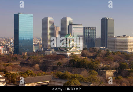 Panorama, panoramica, townscape, il castello di Osaka e Osaka Business Park, Osaka, Giappone, Asia Foto Stock