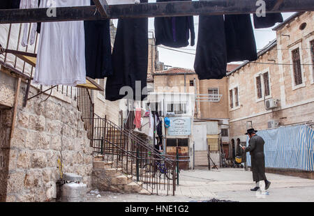 Gli ebrei ortodossi, Mea Shearim trimestre, a Gerusalemme, Israele. Foto Stock