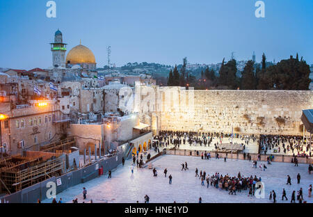 Skyline, townscape, panorama, panoramica, il Muro del Pianto e la Cupola della roccia, la Città Vecchia di Gerusalemme, Israele. Foto Stock