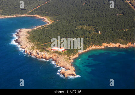 Vista aerea della costa della Sardegna vicino ad Alghero, Italia Foto Stock