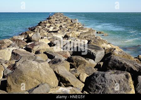 Il molo al Lighthouse Point Park, Ponce Inlet, Florida Foto Stock