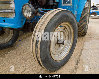 Blue Leyland trattore Regno Unito Foto Stock
