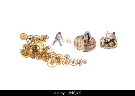 Meccanismo d'oro, la precisione di un orologio con gli ingranaggi di lavoro  Foto stock - Alamy