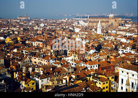 Vista di Venezia dalla cattedrale di San Marco Foto Stock