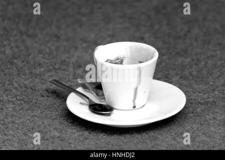 Sporco tazza di caffè. Foto Stock