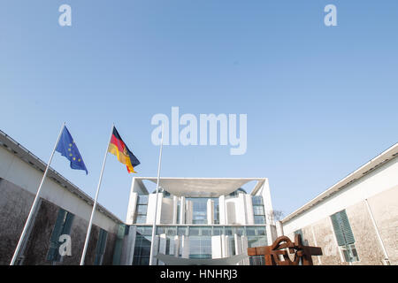 Berlino, Germania. Xiii Febbraio, 2017. Il Bundeskanzleramt, l'edificio dove il capo del governo federale tedesco risiede viene visto su 13 Febbraio, 2017. Credito: Willem Arriens/Alamy Live News Foto Stock