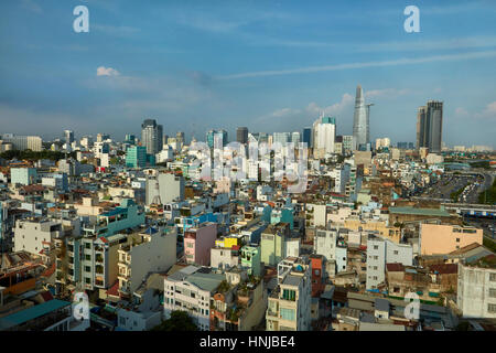 Appartamenti e Bitexco Financial Tower, distretto uno, la città di Ho Chi Minh (Saigon), Vietnam Foto Stock