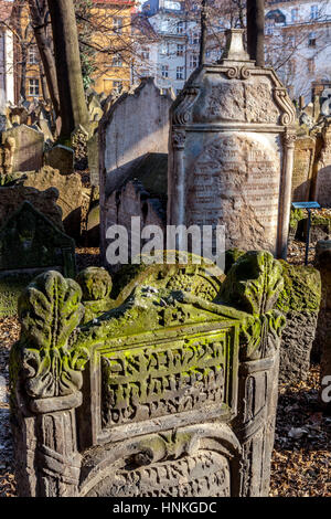 Lapide di Mordecai Maisel vecchio cimitero ebraico, quartiere ebraico, quartiere ebraico, Praga, Repubblica Ceca, Europa Foto Stock