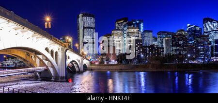 Centre Street nel centro di Calgary Foto Stock