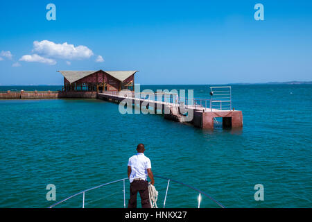 Paradiso tropicale sull'isola di Frades nella baia di tutti i santi a Salvador Bahia Brasile Foto Stock