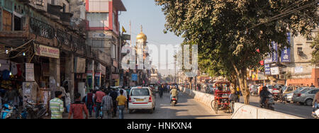 India strade trafficate della Vecchia Delhi Foto Stock