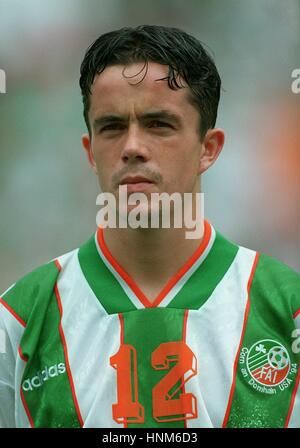 GARY KELLY EIRE & Leeds United FC 28 Febbraio 1996 Foto Stock