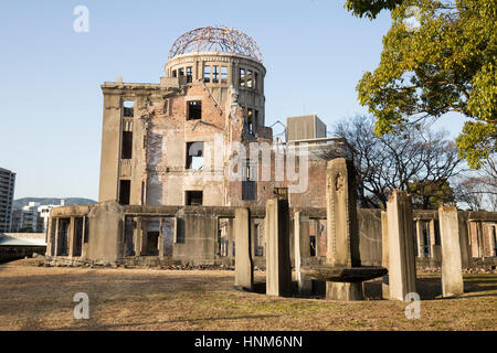 Il Giappone . Hiroshima. "Hiroshima Peace Memorial, comunemente chiamato la cupola della bomba atomica o di Genbaku Dōmu, a Hiroshima, Giappone, Foto Stock