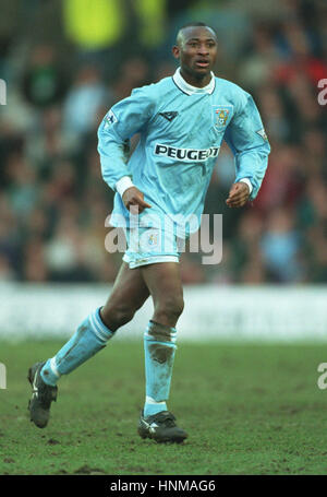 PETER NDLOVU COVENTRY CITY FC 27 Febbraio 1995 Foto Stock