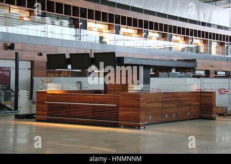 Berlino, Germania. 15 Dic, 2016. Il terminale del nuovo aeroporto di Berlino, "Berlin Brandenburg Willy Brandt' in Schoenefeld nei pressi di Berlino, Germania, 15 dicembre 2016. Credito: Martin Weiser/CTK foto/Alamy Live News Foto Stock