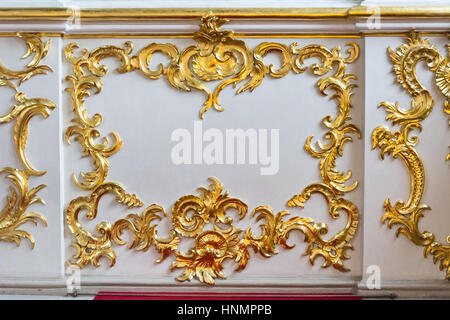 ST. PETERSBURG, Russia - Luglio 12, 2016: muro elemento di arredamento membro Museo Hermitage di San Pietroburgo, Russia Foto Stock