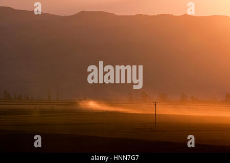 Tramonto sul Castello dei Giganti Drakensberg Kwazulu Natal Sud Africa Foto Stock