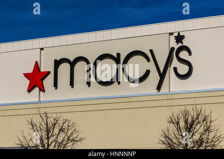 Indianapolis - Circa Febbraio 2017: Magazzino Macy's. Macy's, Inc. è uno della nazione di Premier Omnichannel dettaglianti VII Foto Stock