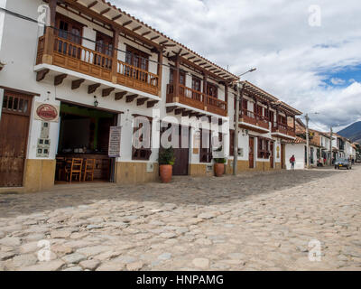 Villa de Leyva, Colombia - Maggio 02, 2016: bella e antica architettura della città Foto Stock