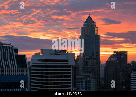 Bangkok skyline al tramonto, Thailandia Foto Stock