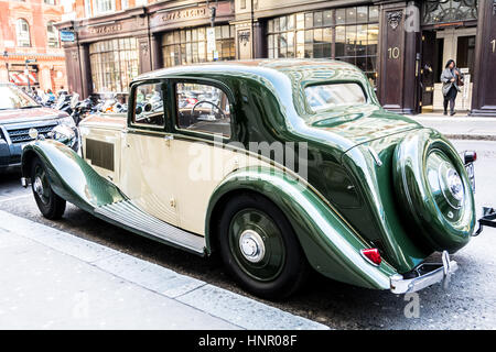 Bentley auto classica in Covent Garden di Londra, Regno Unito. Foto Stock