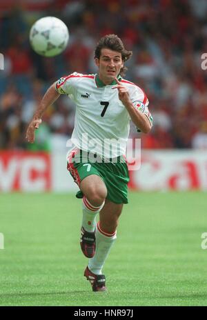 EMIL KOSTADINOV BULGARIA & Bayern Monaco di Baviera 11 Giugno 1996 Foto Stock