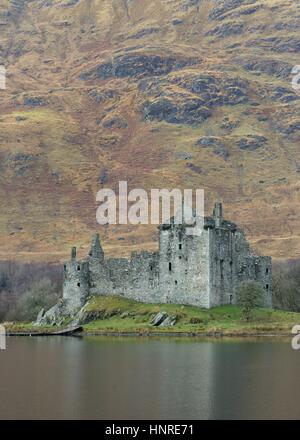 Kilchurn Castle e Loch Awe, in Argyll and Bute, Scozia Foto Stock