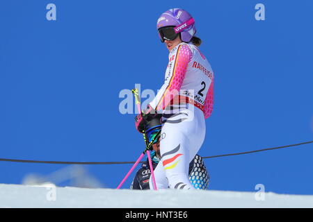 San Moritz, Svizzera. Xvi Feb, 2017. Atleta tedesca Viktoria Rebensburg a Mondiali di sci alpino a San Moritz, Svizzera, 16 febbraio 2017. Foto: Michael Kappeler/dpa/Alamy Live News Foto Stock