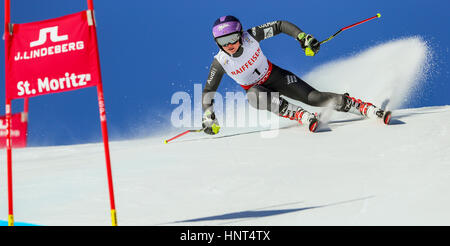 San Moritz, Svizzera. Xvi Feb, 2017. Atleta francese Tessa Worley in azione a Mondiali di sci alpino a San Moritz, Svizzera, 16 febbraio 2017. Foto: Michael Kappeler/dpa/Alamy Live News Foto Stock