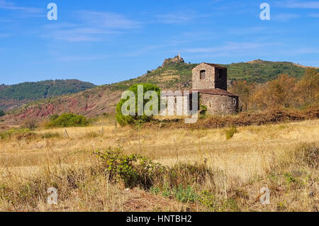 Merifons, Kirche Saint-Pierre-es-Liens und Chateau de Malavieille - Merifons, Eglise Saint-Pierre-es-Liens e Chateau de Malavieille in Francia, Lingua Foto Stock