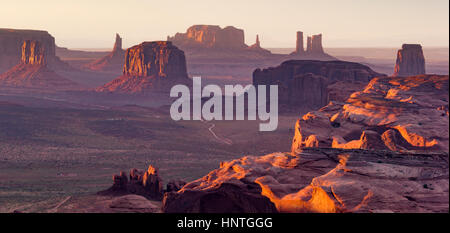 Il Monument Valley, Arizona, Stati Uniti d'America Foto Stock