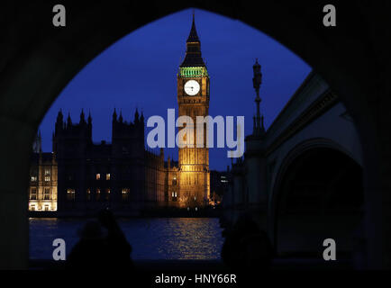 Vista generale del Big Ben e le case del Parlamento europeo a Londra. Foto Stock