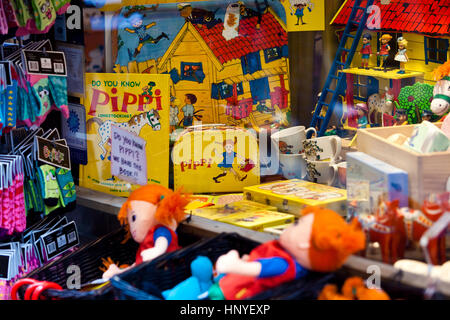 Stoccolma, Svezia - Luglio 2012: Shop con Pippi souvenir - la famosa bambina da Astrid Lindgren libri a Stoccolma, Svezia Foto Stock