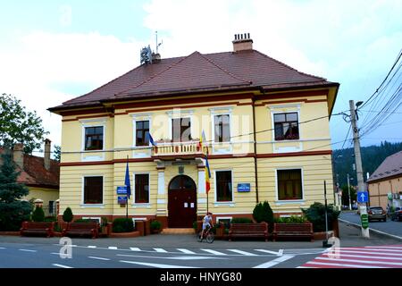 Tipica casa di villaggio Cristian, Transilvania. La città fu menzionata per la prima volta in una lettera scritta nel 1420 dal re Sigismondo di Lussemburgo. Foto Stock