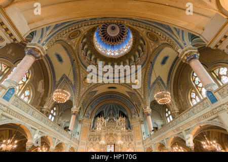 Stock Photo - Ungheria, Szeged, la Nuova Sinagoga, interno Foto Stock