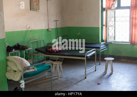 Kathmandu, Nepal - 11 dicembre 2016: ospedale in taplejung ospedale municipale, 11 dicembre 2016 in taplejung, Nepal Foto Stock