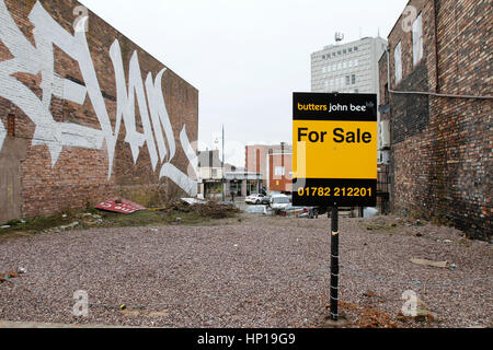 Terra e tracciato per la vendita in Hanley, Stoke-on-Trent Foto Stock